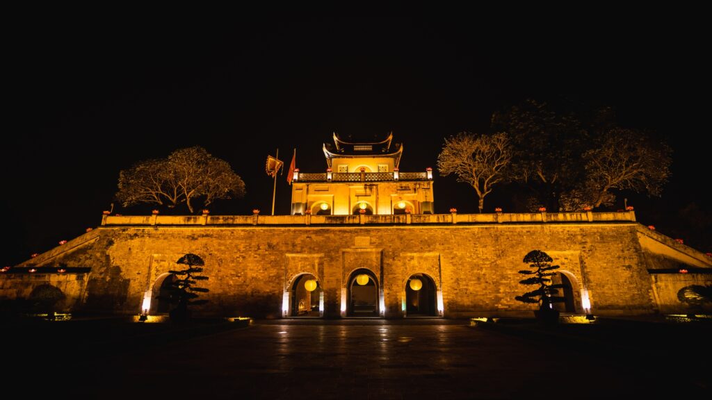 Hoang thanh Thang Long - 1