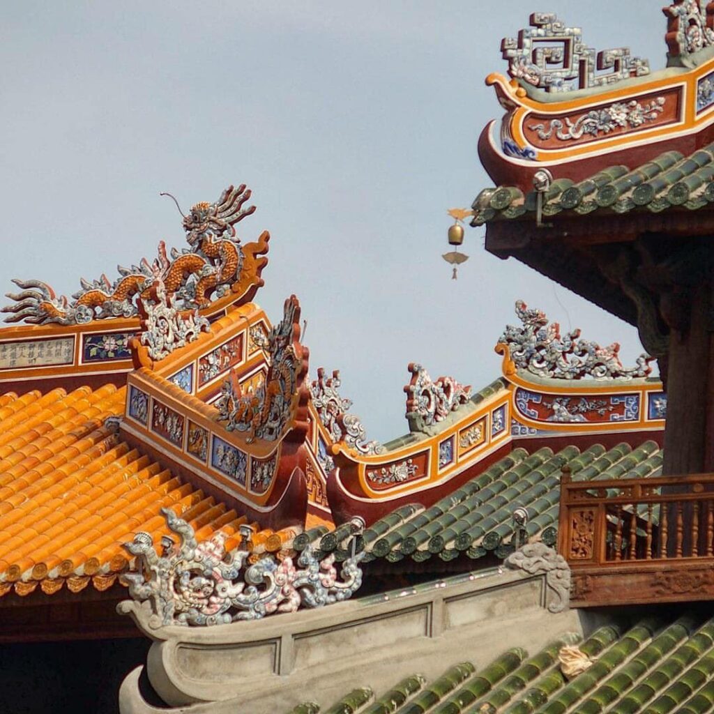 uy-nghi-lau-ngu-phung-bieu-tuong-ve-mot-thoi-trieu-nguyen-hung-thinh-4-1638608874